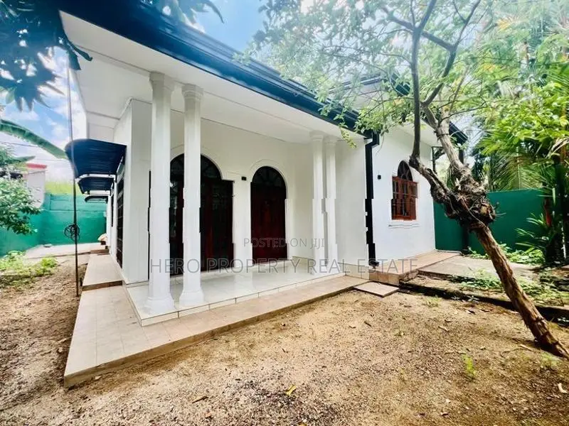 Modern House for Sale in Kottawa