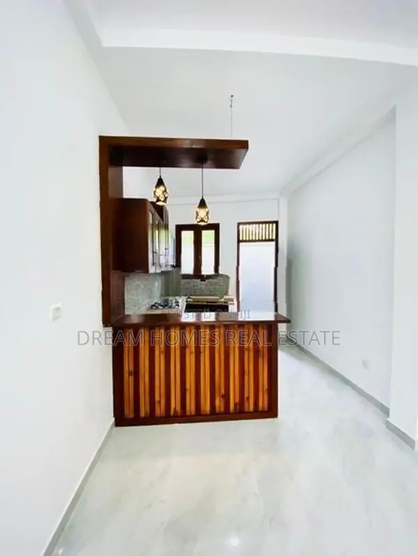 Brand New Luxury Two-Storey Family Home in Athurugiriya