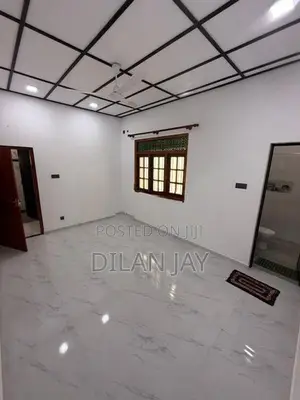 Brand New Home for Sale in Siyambalagoda