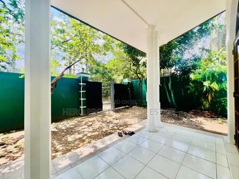 Modern House for Sale in Kottawa