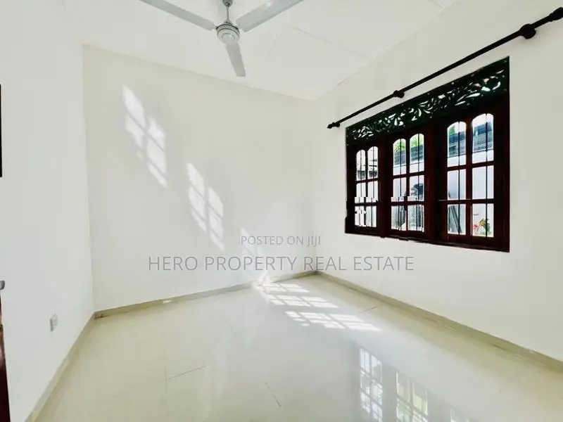 Modern House for Sale in Kottawa