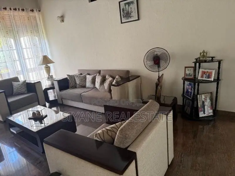 House For Sale In Colombo 06, Wellawatta