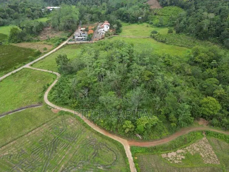 ඉමදූව නගරයෙන් අගනා බිම් කොටසක්