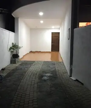 Fully Furnished Upstairs House for Rent Koswatta
