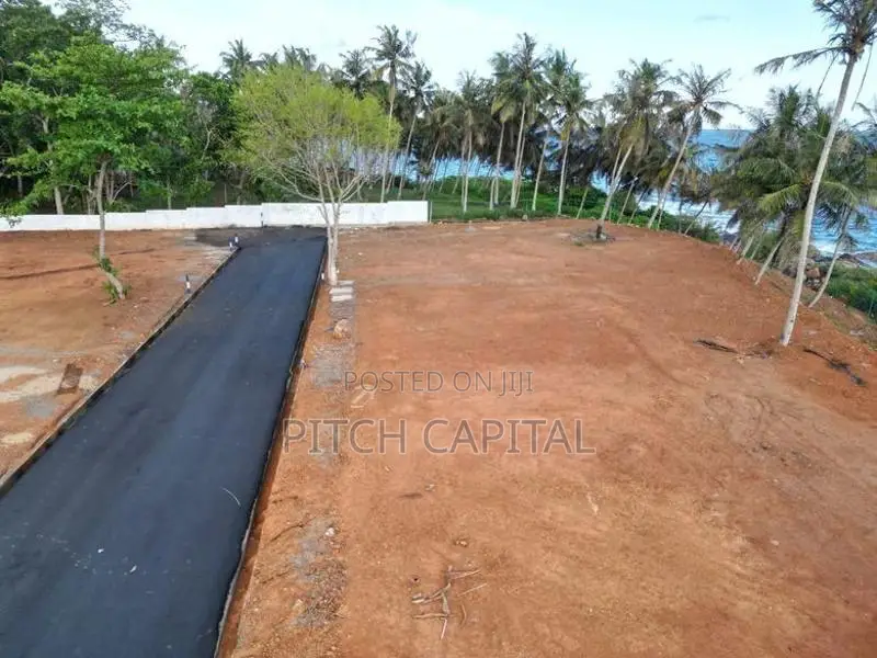 හොදම බිම් කොටසක් දෙවුන්දර නගරයෙන්