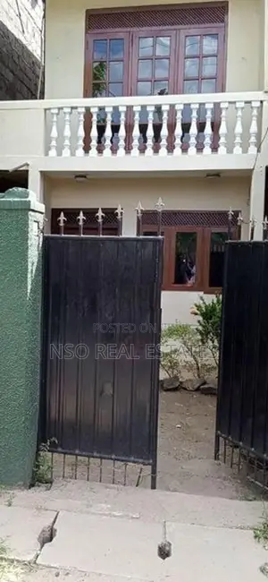 Two-Storey House for Sale – Rathmalana