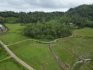 ඉමදූව නගරයෙන් අගනා බිම් කොටසක්