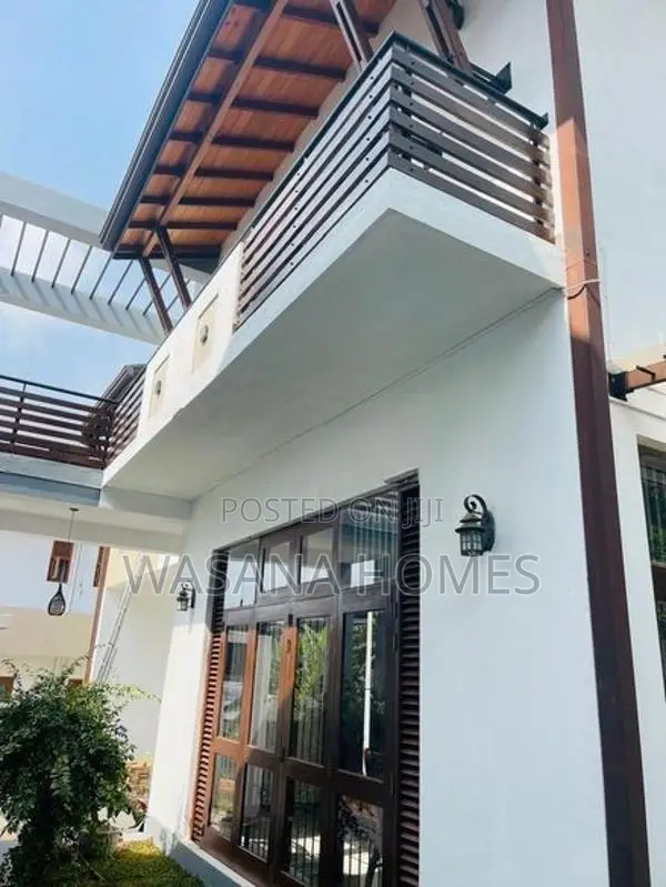 Luxury House for Sale Baddagana, Pitakotte