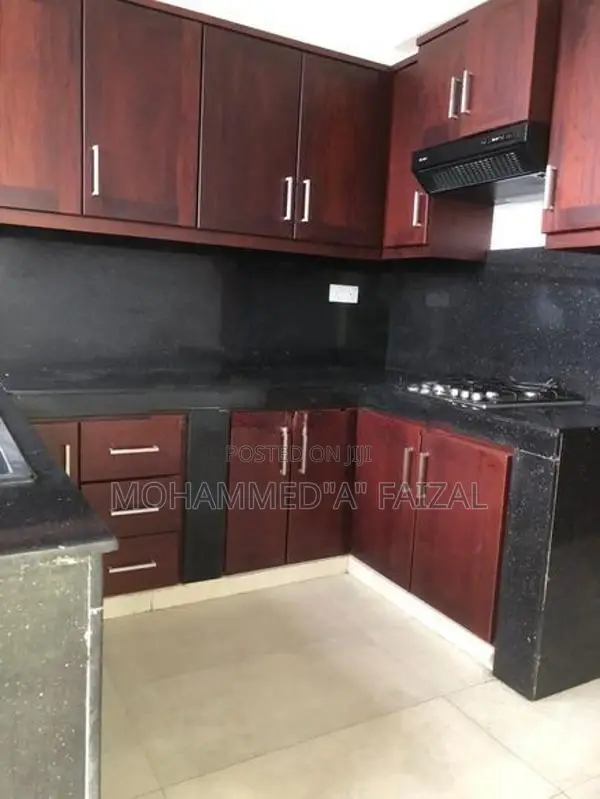 Apartment for Sale in Pamankada Road Colombo.06