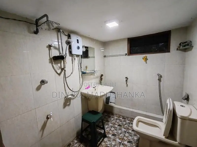 Prime Land with House for Sale Pilimatalawa