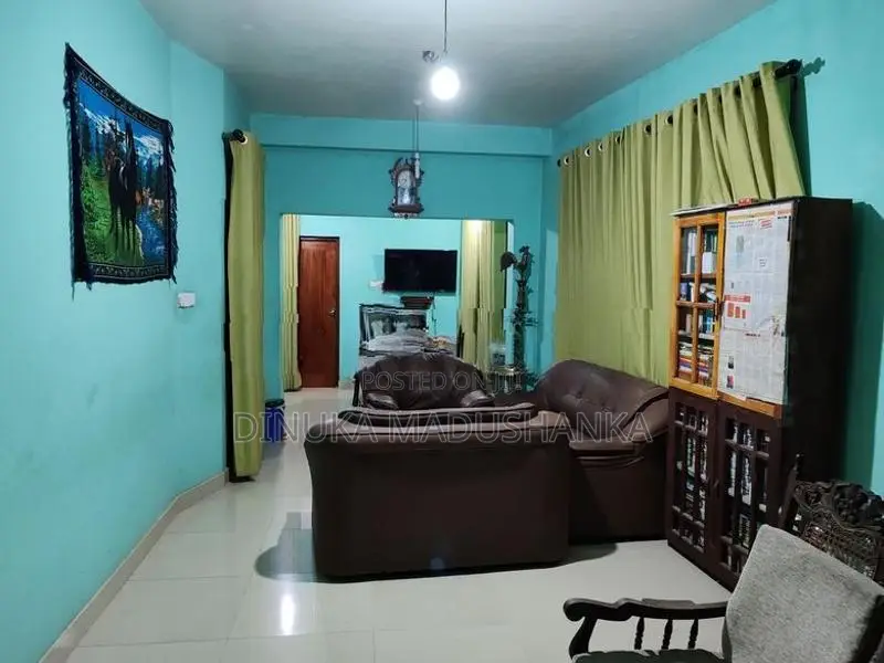 Prime Land with House for Sale Pilimatalawa