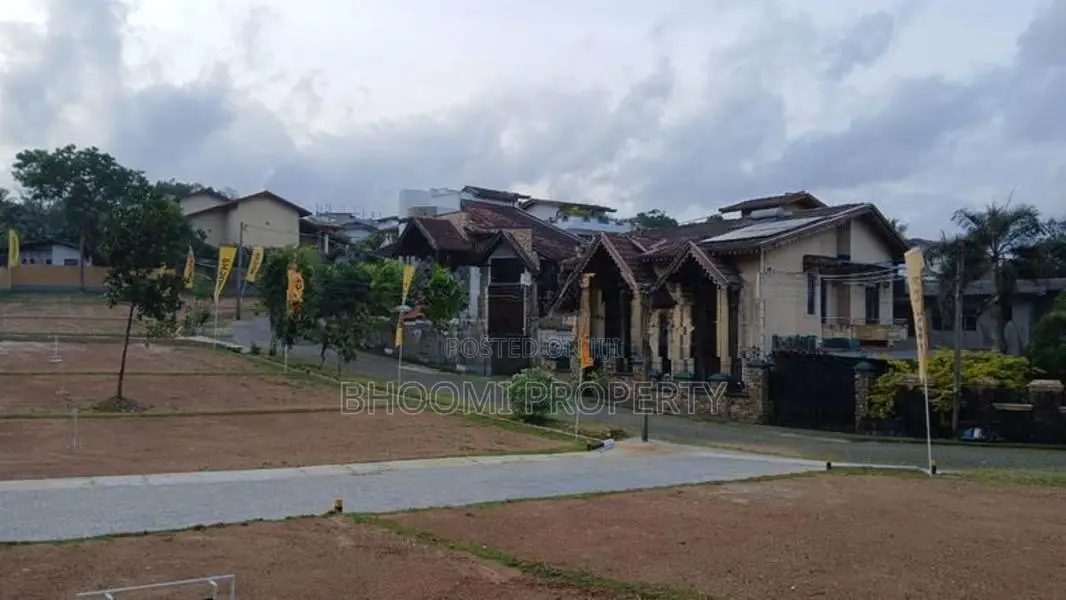 Athurugiriya, Wanaguru Mawatha Prime Land for Sale