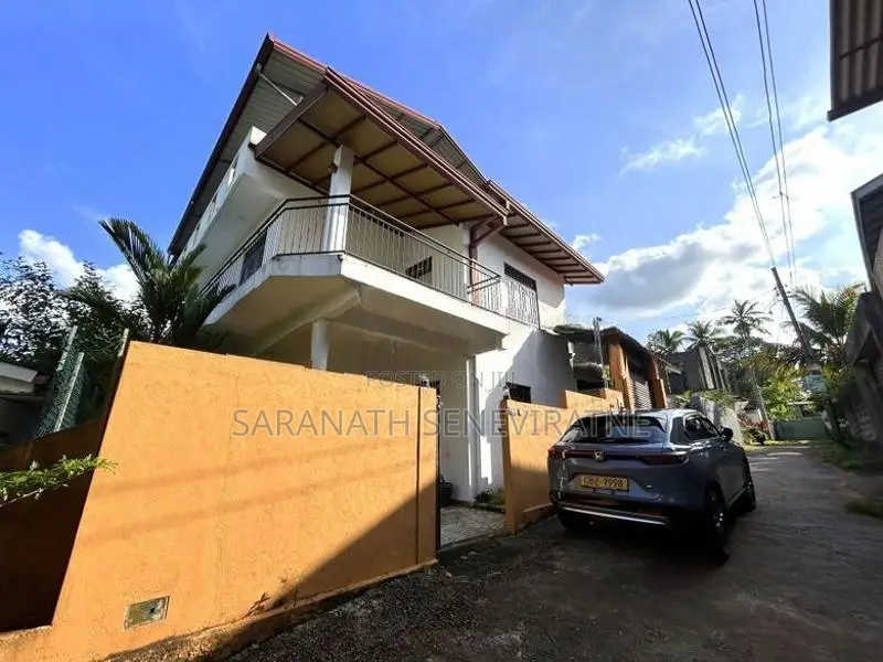 3 Storey House in Kaduwela