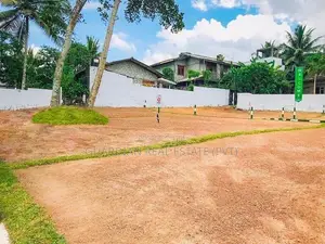Best luxury land for sale in Watareka