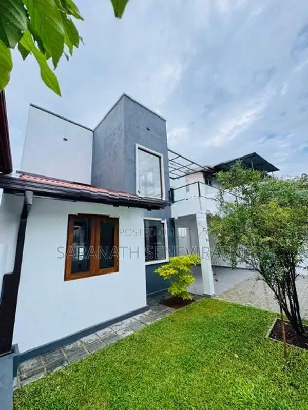 Luxury Brand New House for Sale in Kesbewa