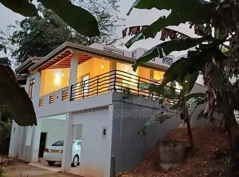 Luxury House with Furniture - Ratnapura