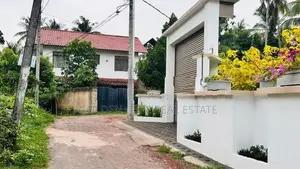 Modern Two Storey House for Sale Near Minuwangoda
