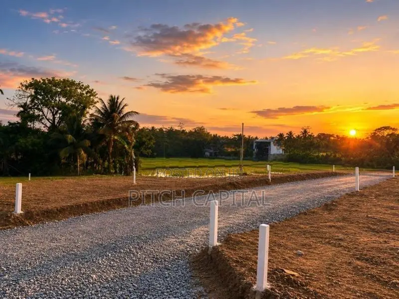 Valuable Land in Kahathuduwa
