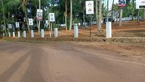 Land for Sale in Kandana Limit Walking Distance to Main Bus Route