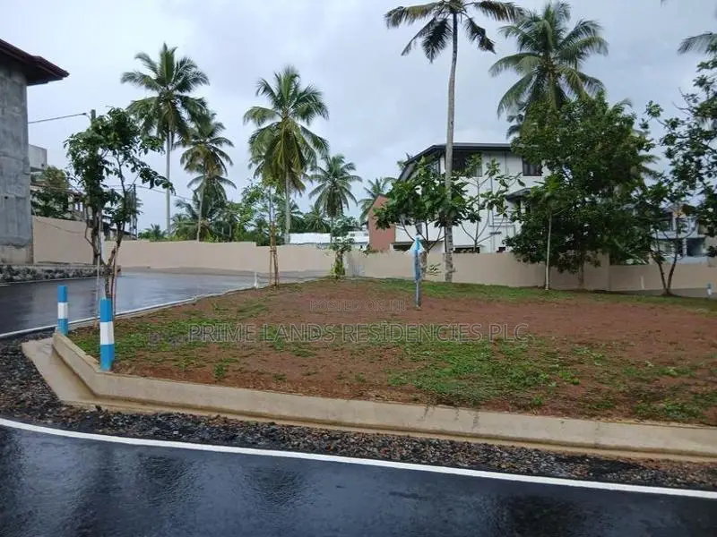Valuable Land for Sale in Polgasowita