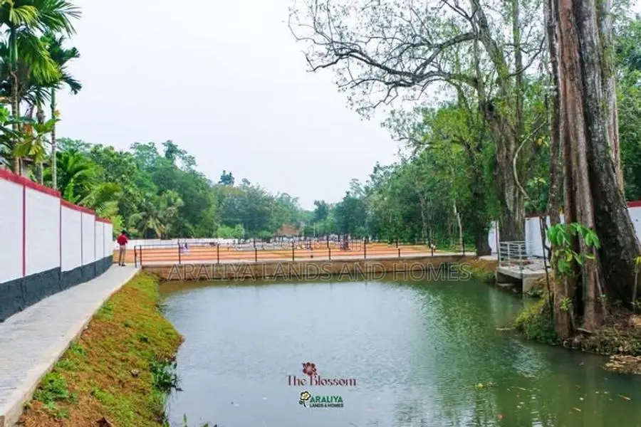 Gampaha - Oruthota Land For sale