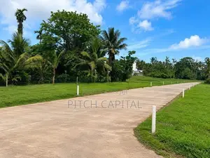 Valuable Land in Kahathuduwa