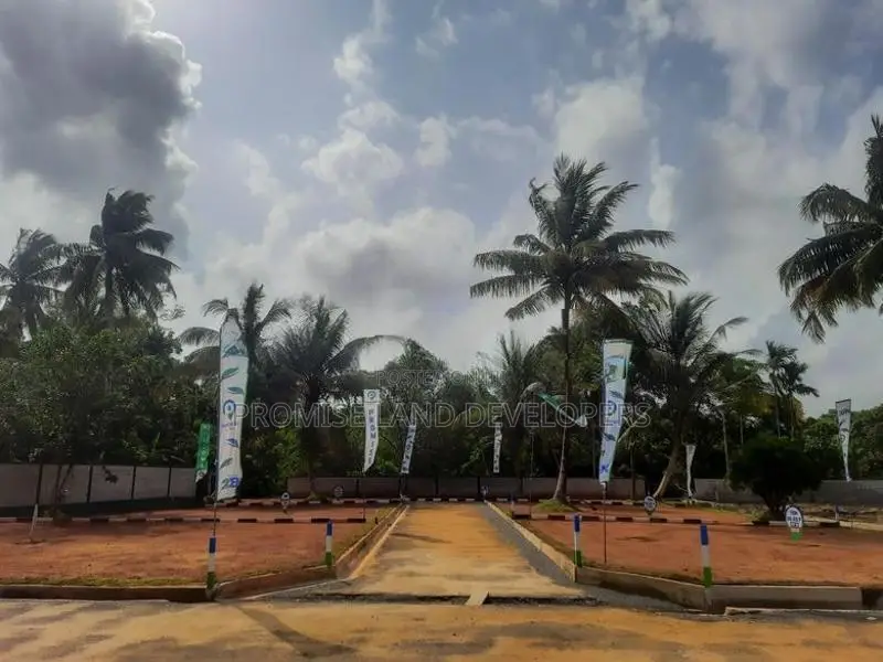 Wadduwa, Thalpitiya Lands for Sale | Galle Road Entry R03