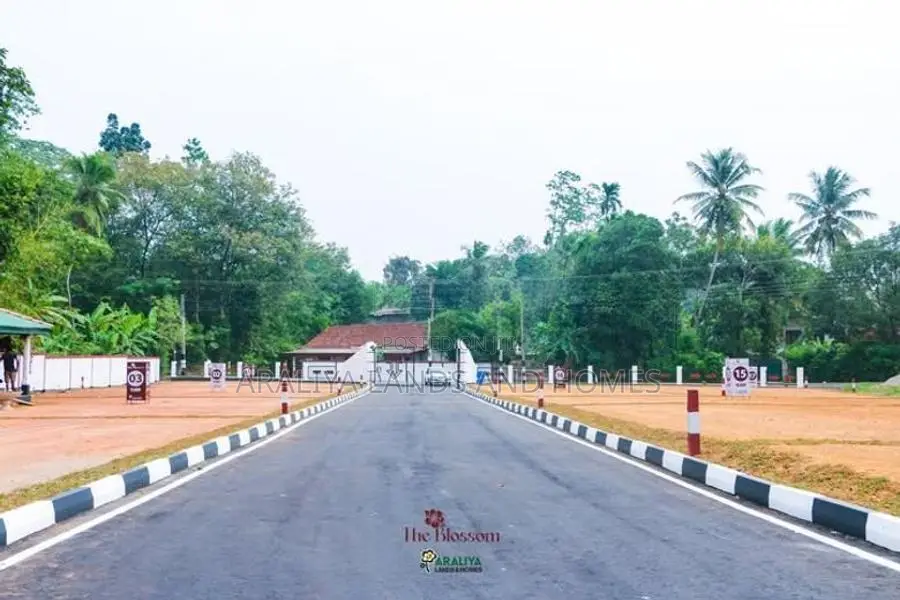 Gampaha - Oruthota Land For sale