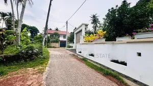 Modern Two Storey House for Sale Near Minuwangoda