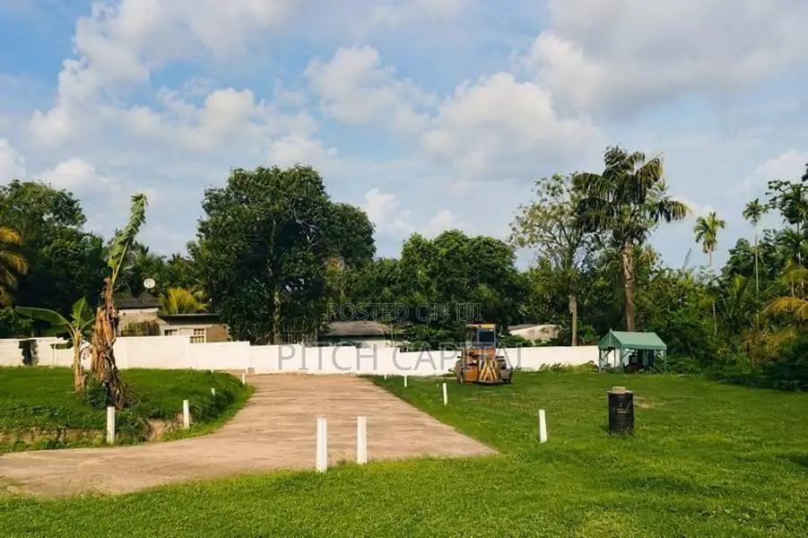 Valuable Land in Kahathuduwa
