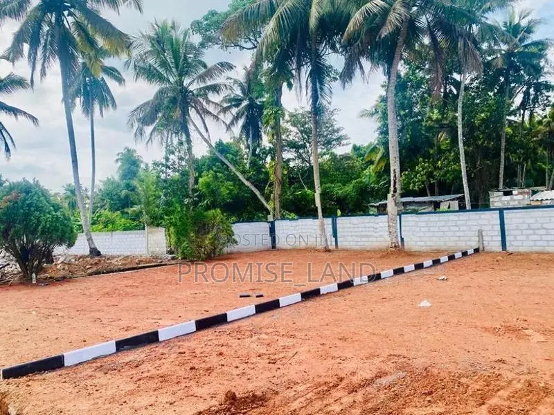 Residential Land in Wadduwa M21