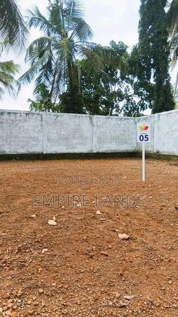 Land Plots for Sale in Kottawa Mahawatte Near 255/296 Road