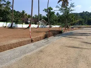 Land for Sale Kandy Road Mawathagama