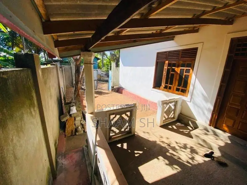 House for Sale in Eeswarapuram Trincomalee