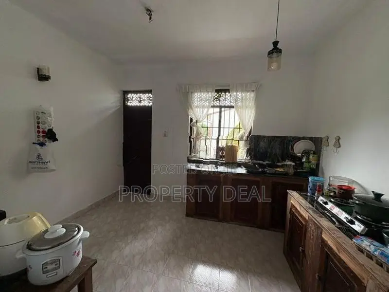 Furnished House for Rent – Sri Jayawardenepura Kotte - PDH379