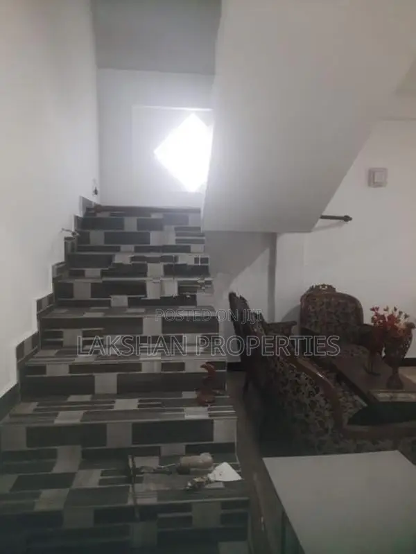 House For Sale In Boralesgamuwa
