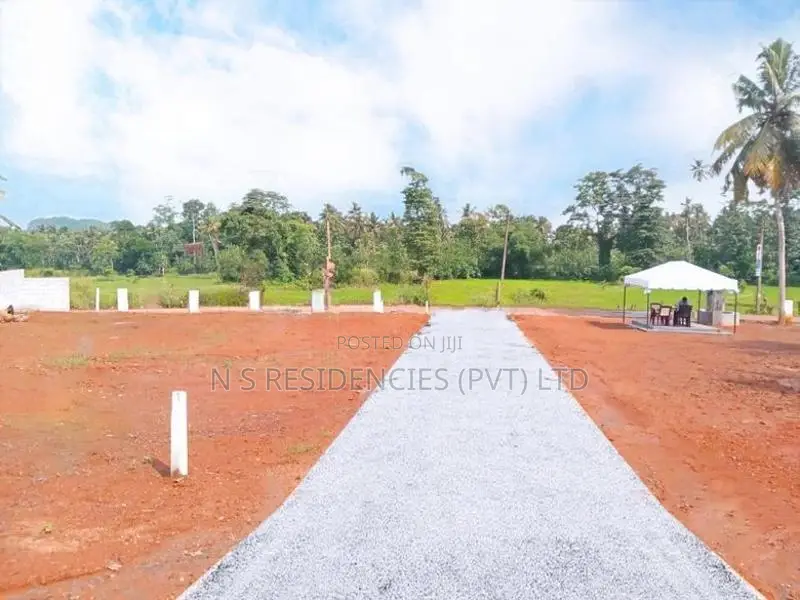 Valuable Land Plots for Sale in Giriulla S