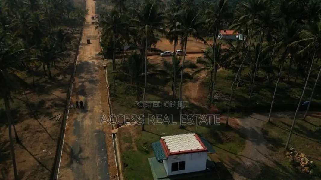 Land in Bataleeya