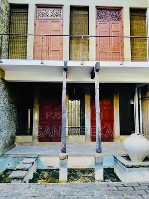Modern House with A Touch of Vintage Koralawella