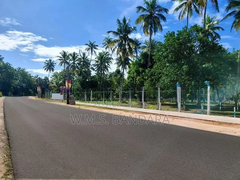 Mellawagedara Valuable Land for Sale