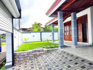 Brand New Modern House for Sale – Godagama, Araliya Land