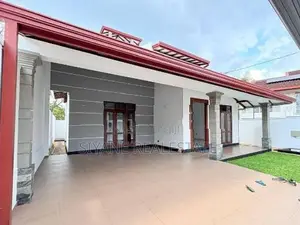 Luxury Beautiful 3 Storey House For Sale In Malabe