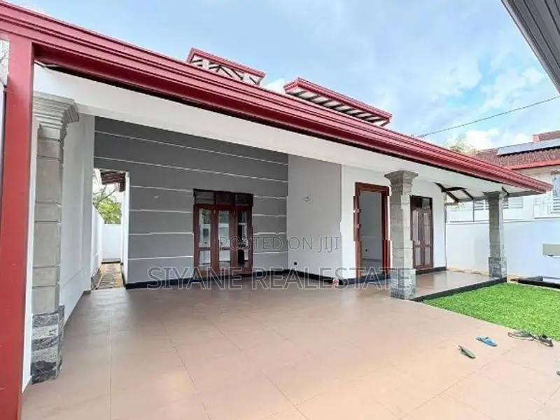 Luxury Beautiful 3 Storey House For Sale In Malabe