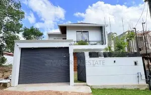Beautiful Luxury House For Sale In Athurugiriya