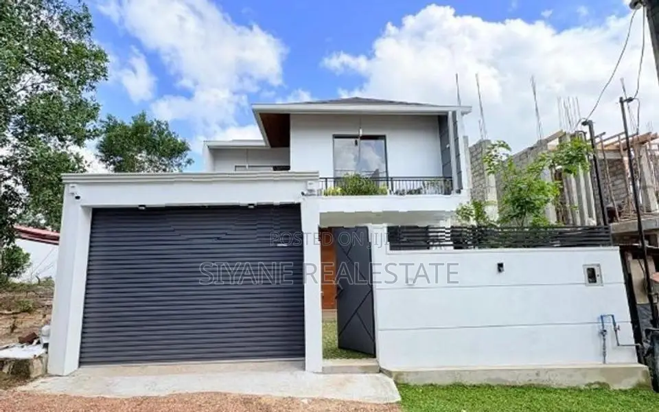 Beautiful Luxury House For Sale In Athurugiriya