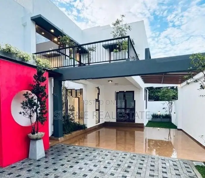 Beautiful Designed Luxury House For Sale In Kaduwela