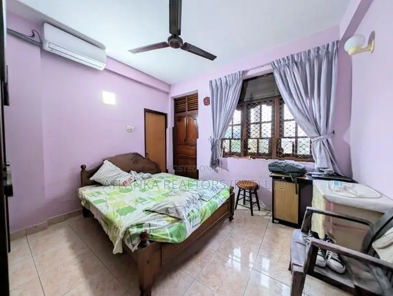 3 Bedroom Apartment for Sale in Collingwood Place, Wellawatte