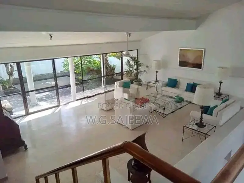 Residential House Rent in Colombo 5 - Furnished