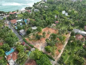 Midigama මුහුදු වෙරළට සමීපයෙන් විකිණීමට අගනා බිම් කොටස්