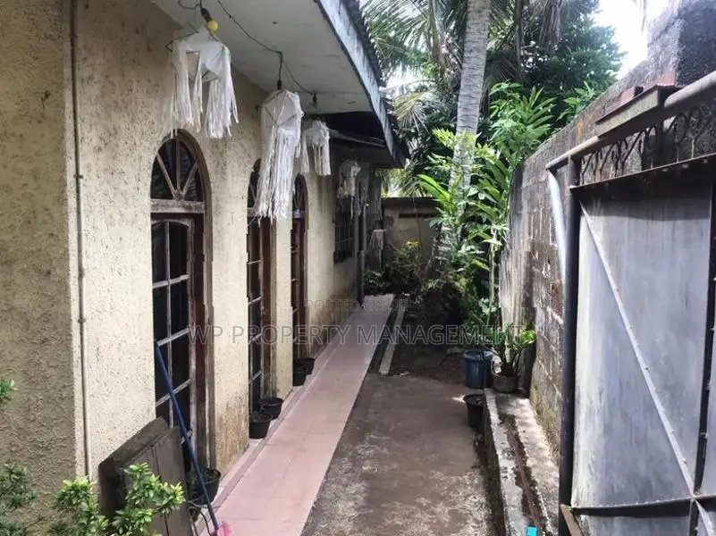 House for Sale in Boralesgamuwa